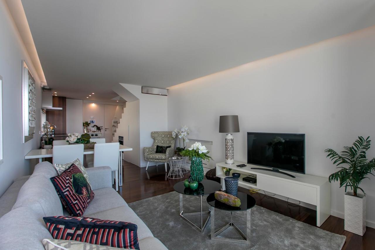 Lovelystay - Luxury 2Br Duplex Apartment In Foz Oporto Esterno foto